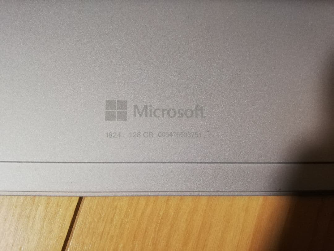 訳あり特価品Surface Go SSD128GB 8GB
