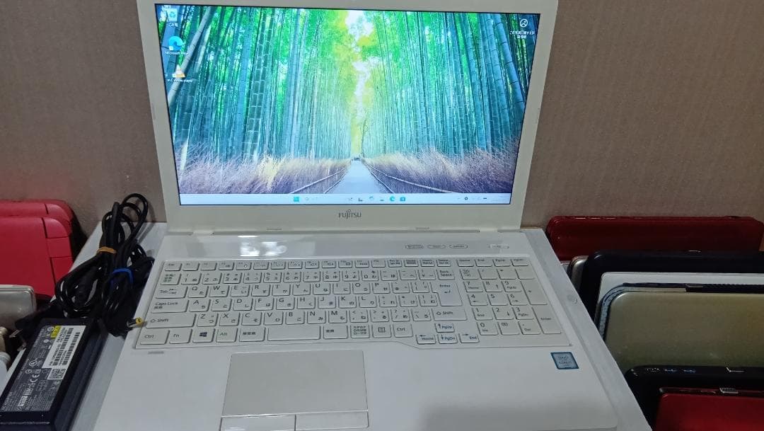 Fujitsu Lifebook WA2/Z 6世代i5 ssd ブルーレイ