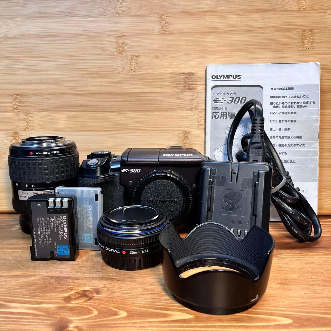 やや難ありOlympusE-300 ズームと単焦点25mm付き S数2002