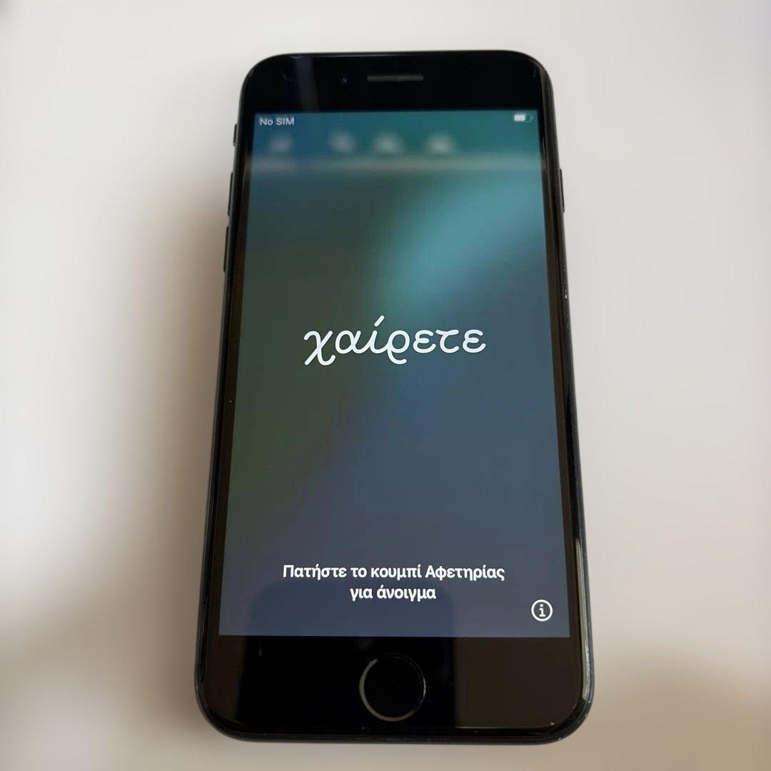 Apple iPhone SE 第3世代 ブラック 本体 64GB 難あり