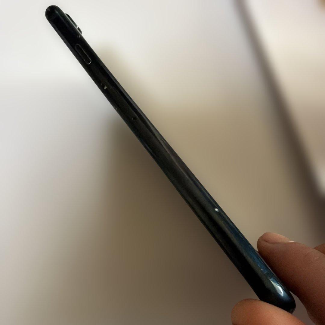 Apple iPhone SE 第3世代 ブラック 本体 64GB 難あり