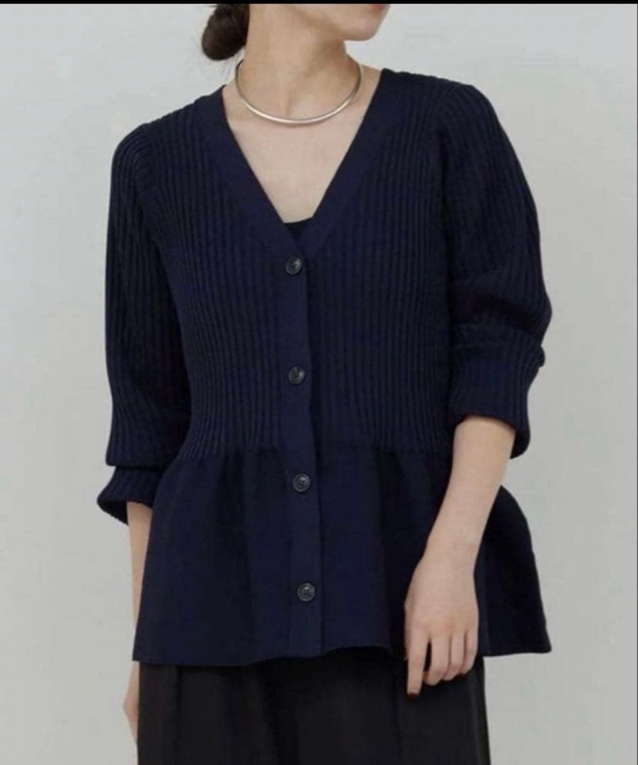 ★新品タグ付｜ガリャルダガランテ｜ペプラム2WAYカーデ｜ネイビー｜完売商品