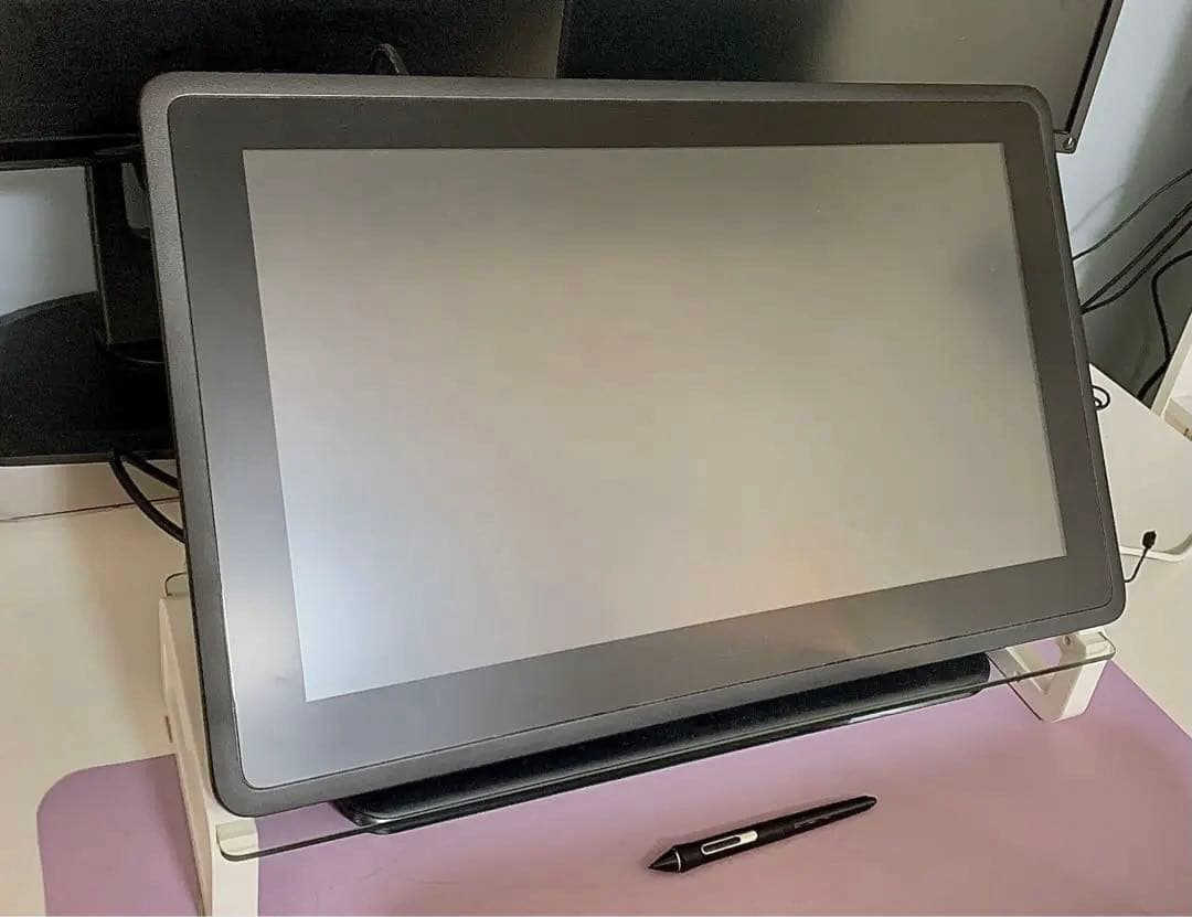 Wacom Cintiq 22 液晶ペンタブレット 本体＆付属品