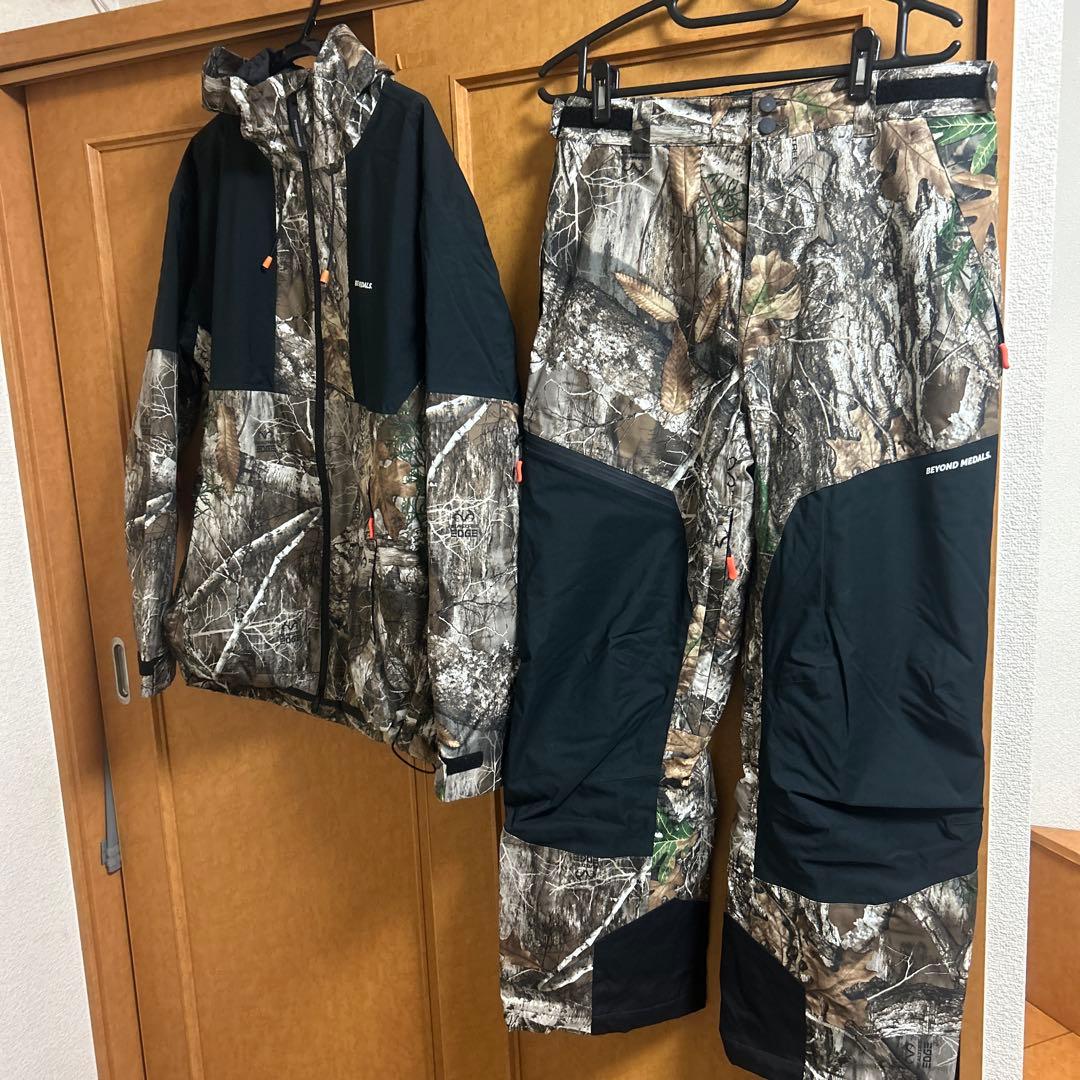 スノーボードウェア BEYOND MEDALS（ビヨンドメダルス） 2レイヤー