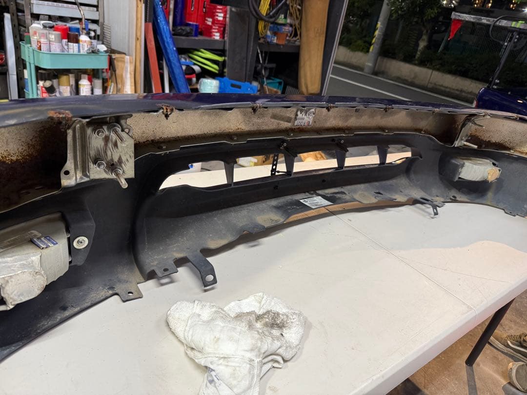 トヨタ フロントバンパー ハイラックススポーツ