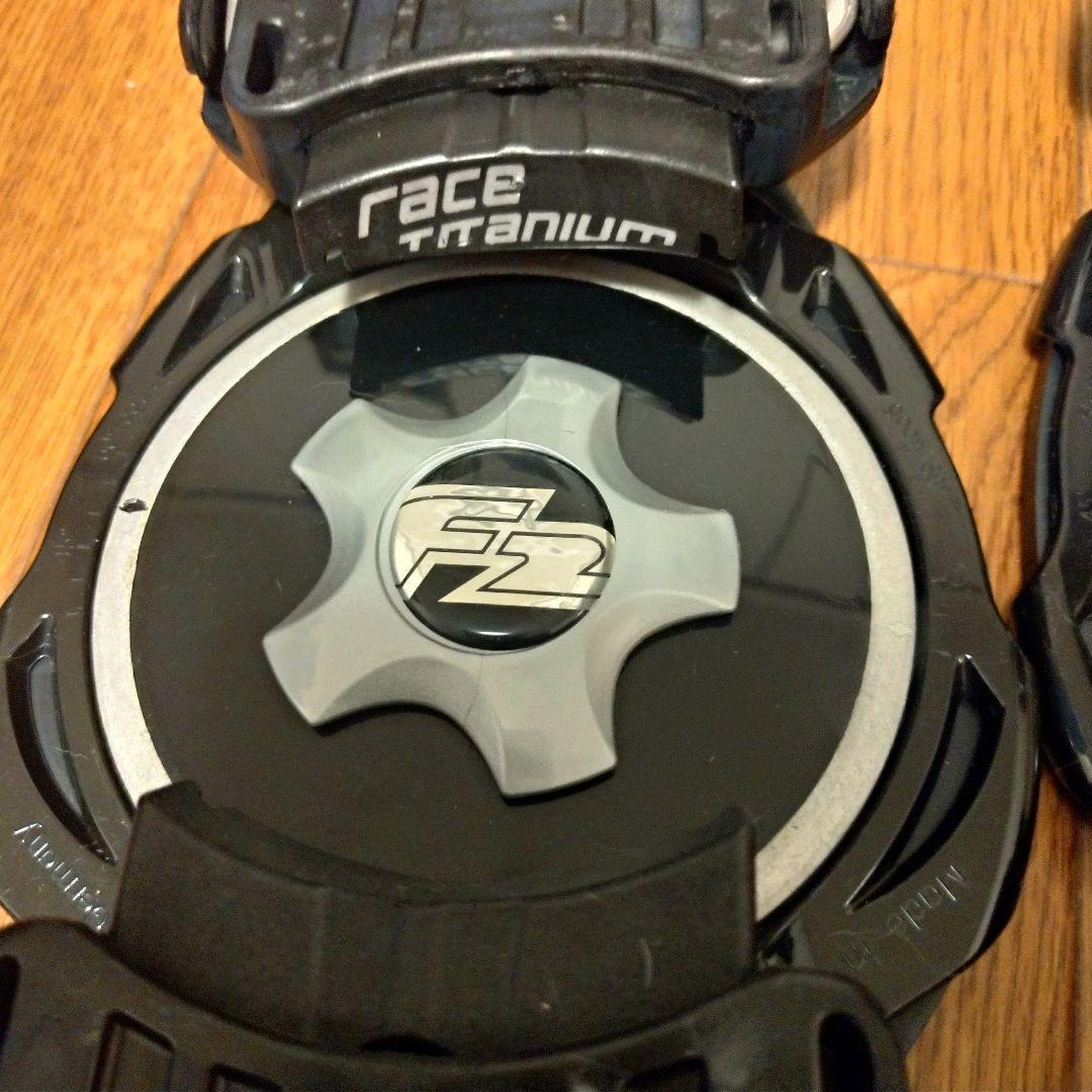 FZ2 レースチタニウムアルペンボードビンディング