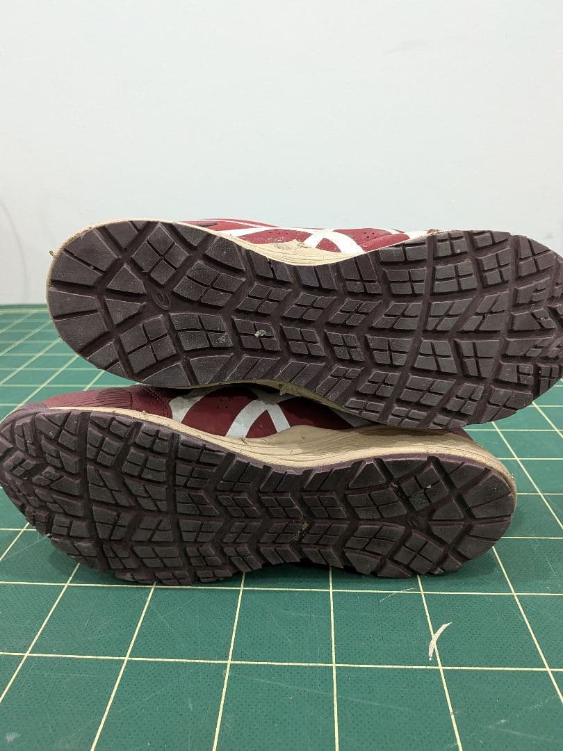 アシックス　ウィンジョブ　安全靴　赤 ワインレッド