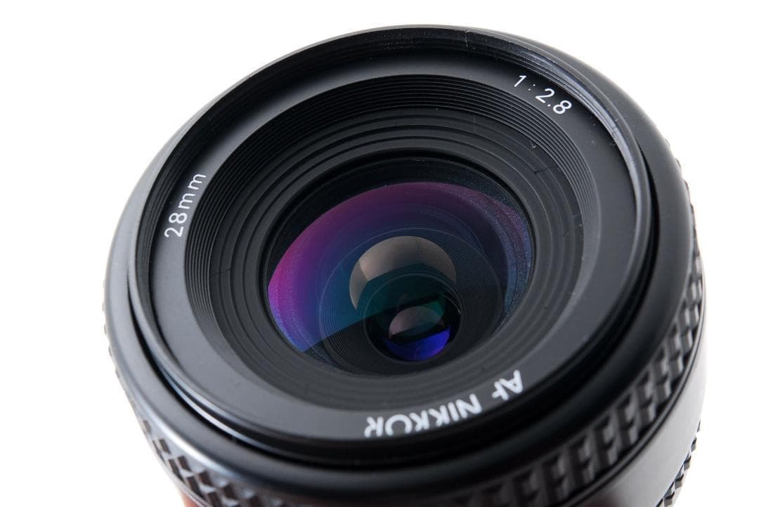 Nikon AF NIKKOR 28mm F2.8 広角単焦点レンズ