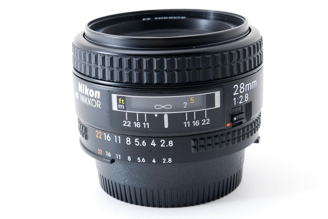 Nikon AF NIKKOR 28mm F2.8 広角単焦点レンズ