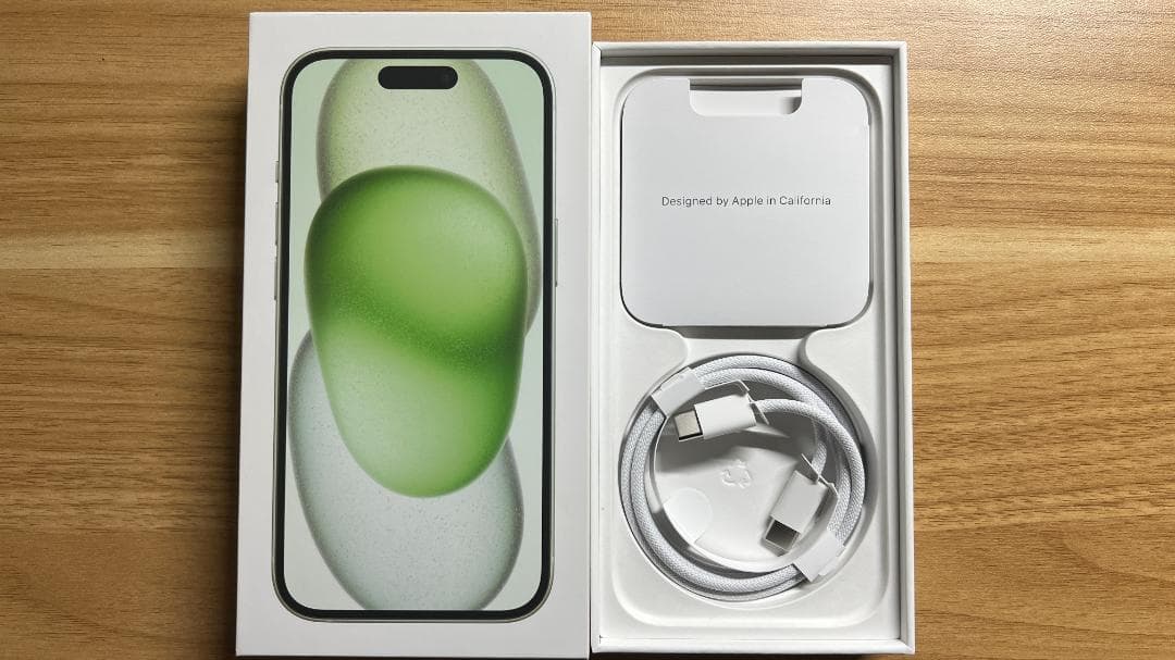 Michiko専用　iPhone 15 グリーン 256GB3/14まで保証あり