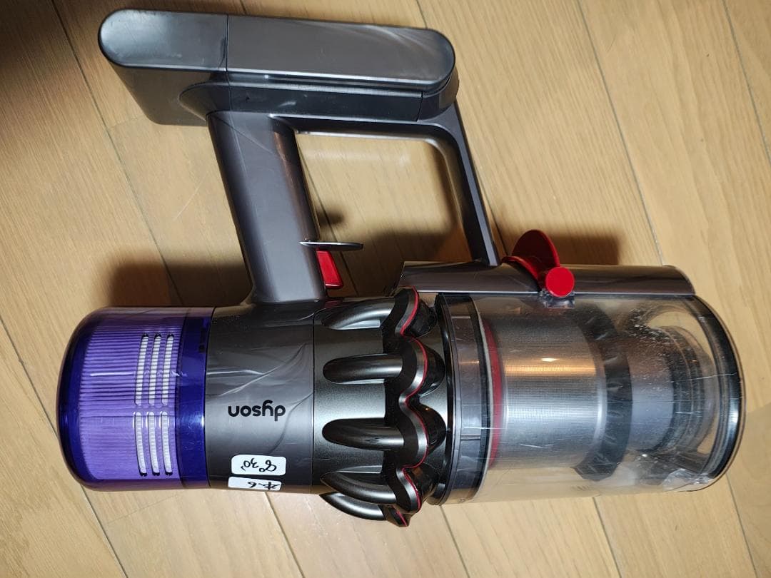 ダイソン★コードレス掃除機★V11本体★ＳV14★バッテリー新品と同等★6