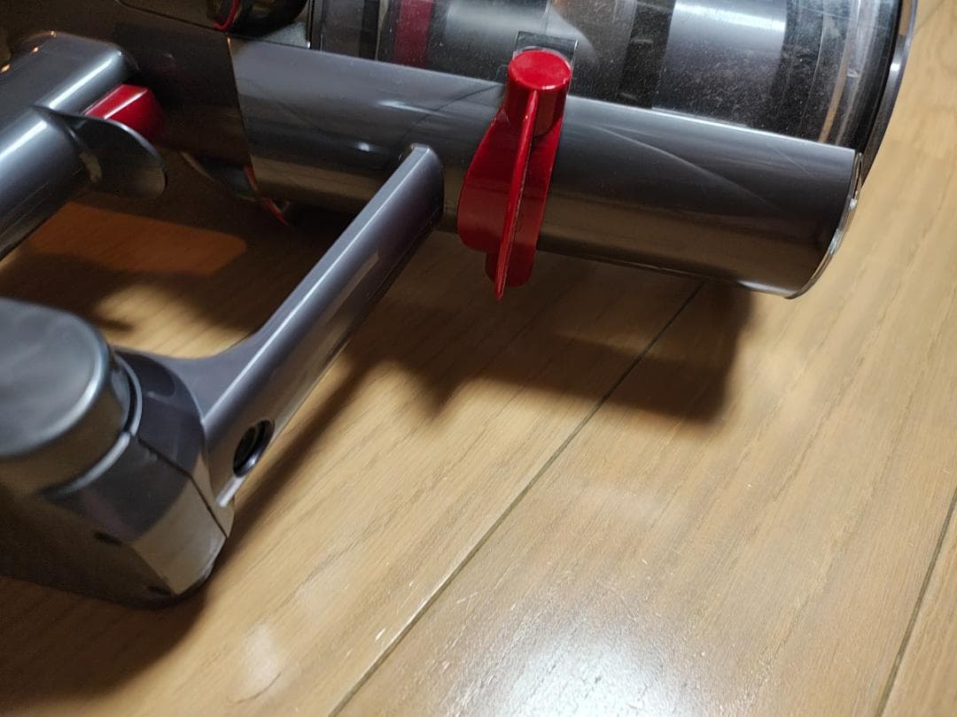 ダイソン★コードレス掃除機★V11本体★ＳV14★バッテリー新品と同等★6