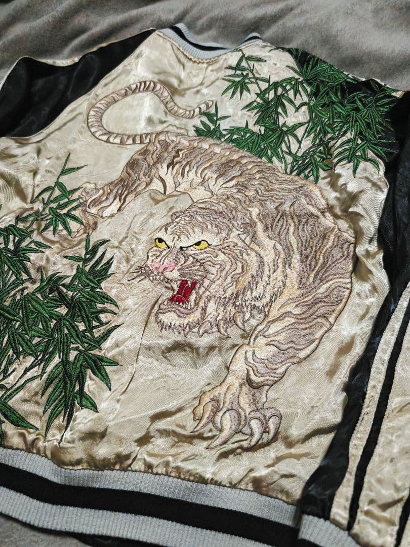 SCRIPT 日本 ２面用 スカジャン 限定虎 unisex 100％silk