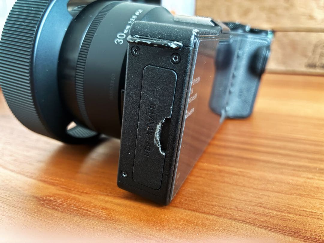 デジタルカメラ SIGMA dp2 Quattro