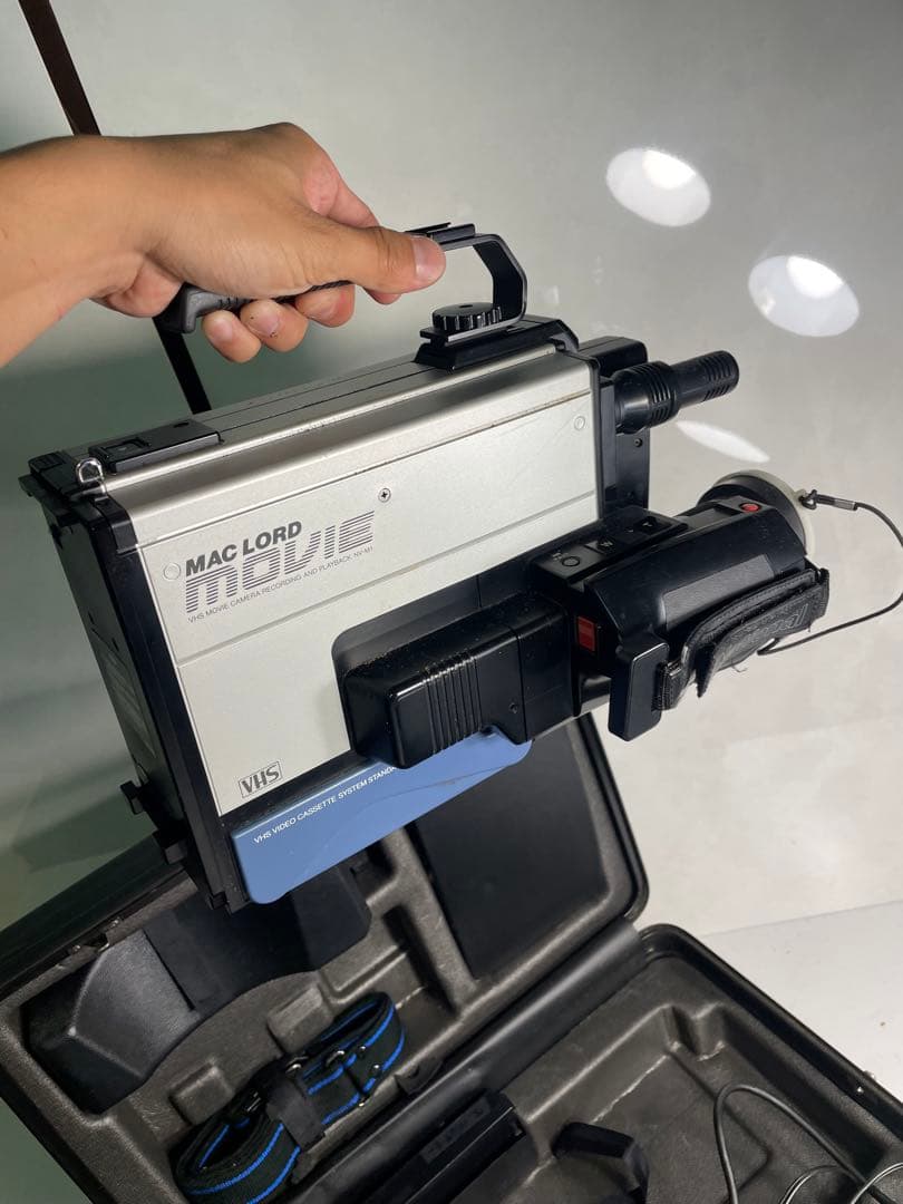 National VHSビデオカメラ Maclord Movie ケース付