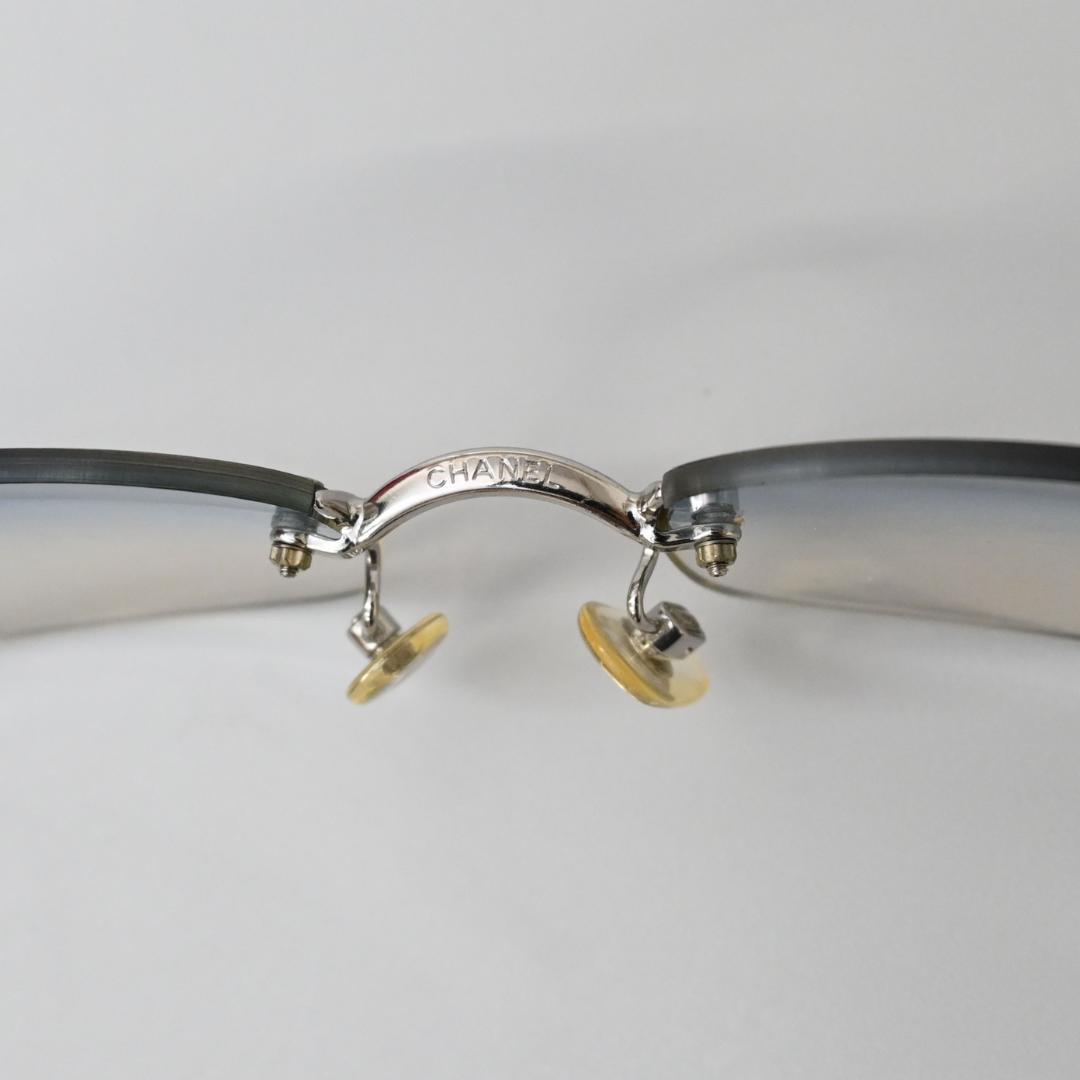 ■ 46548★年 シャネル サングラス ココマーク シルバー×ブルー