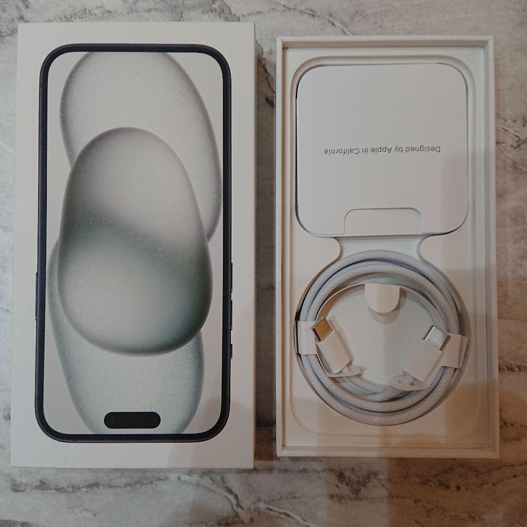 aki　iPhone15 128GB SIMフリー ブラック