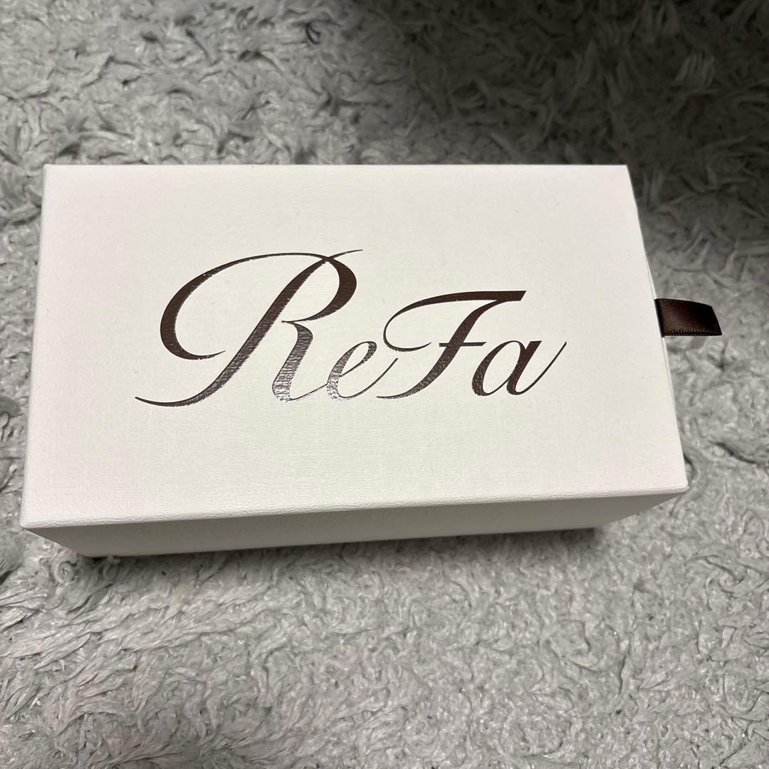 ほぼ未使用品　リファカラットリフト ReFa CARAT LIFT EMS搭載