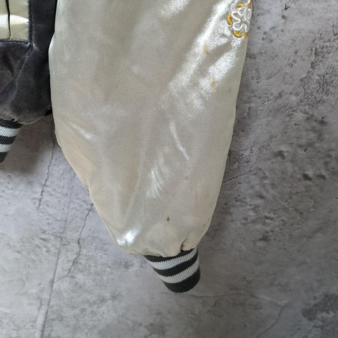 ビンテージYOKOSUKA 刺繍スカジャン フリーサイズ　スリーブ刺繍　背刺繍