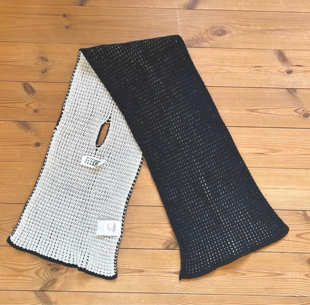 ＭＭ6 ⑥ マフラー　マルタンマルジェラ　ブラック×ホワイト