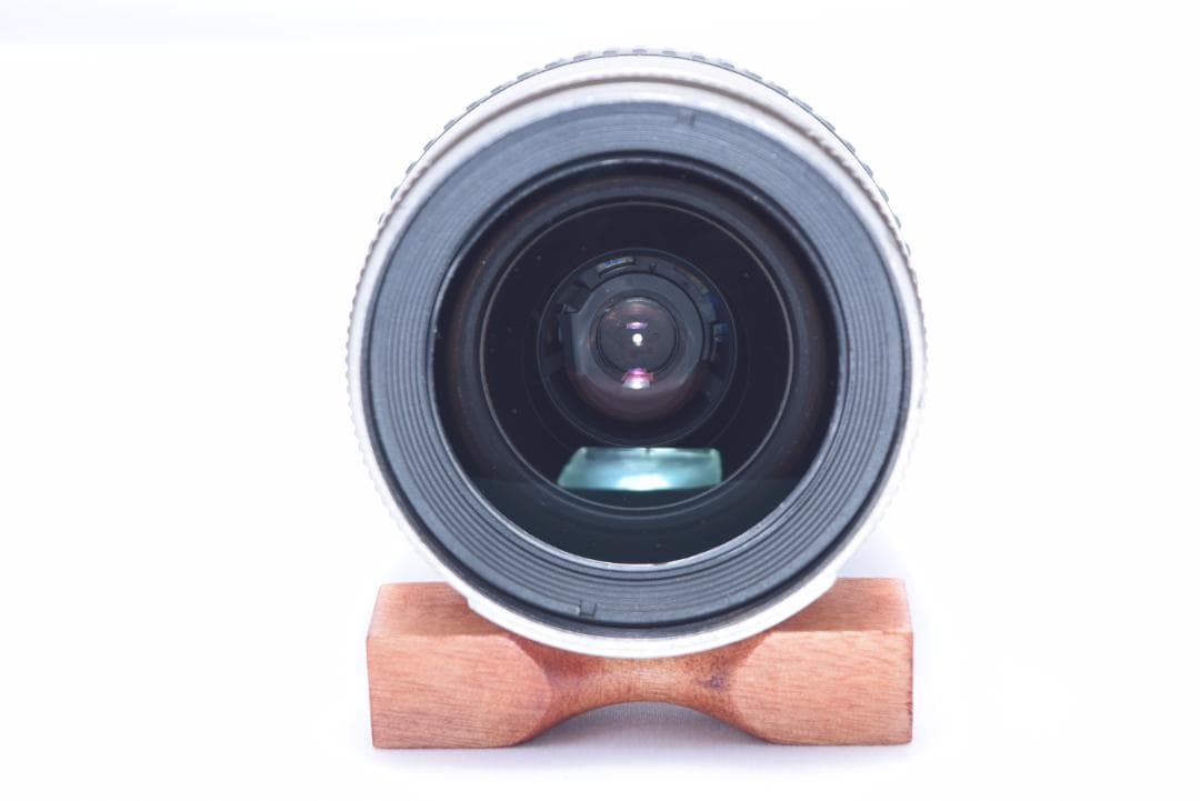 ②Nikon D50 デジタル一眼レフカメラ 綺麗な銀色！です!!!　⭐