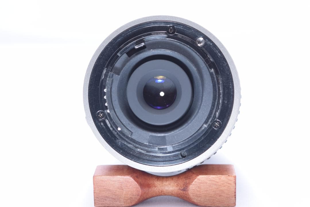 ②Nikon D50 デジタル一眼レフカメラ 綺麗な銀色！です!!!　⭐