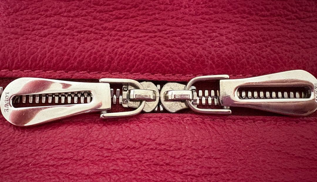 【Masa】LOEWE ロエベ アマソナ 28 アナグラム 赤 シルバー