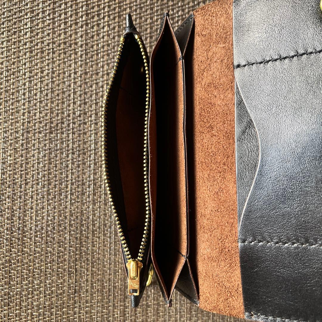 MARYAM ホースフロント ロングトラッカーウォレット 茶芯