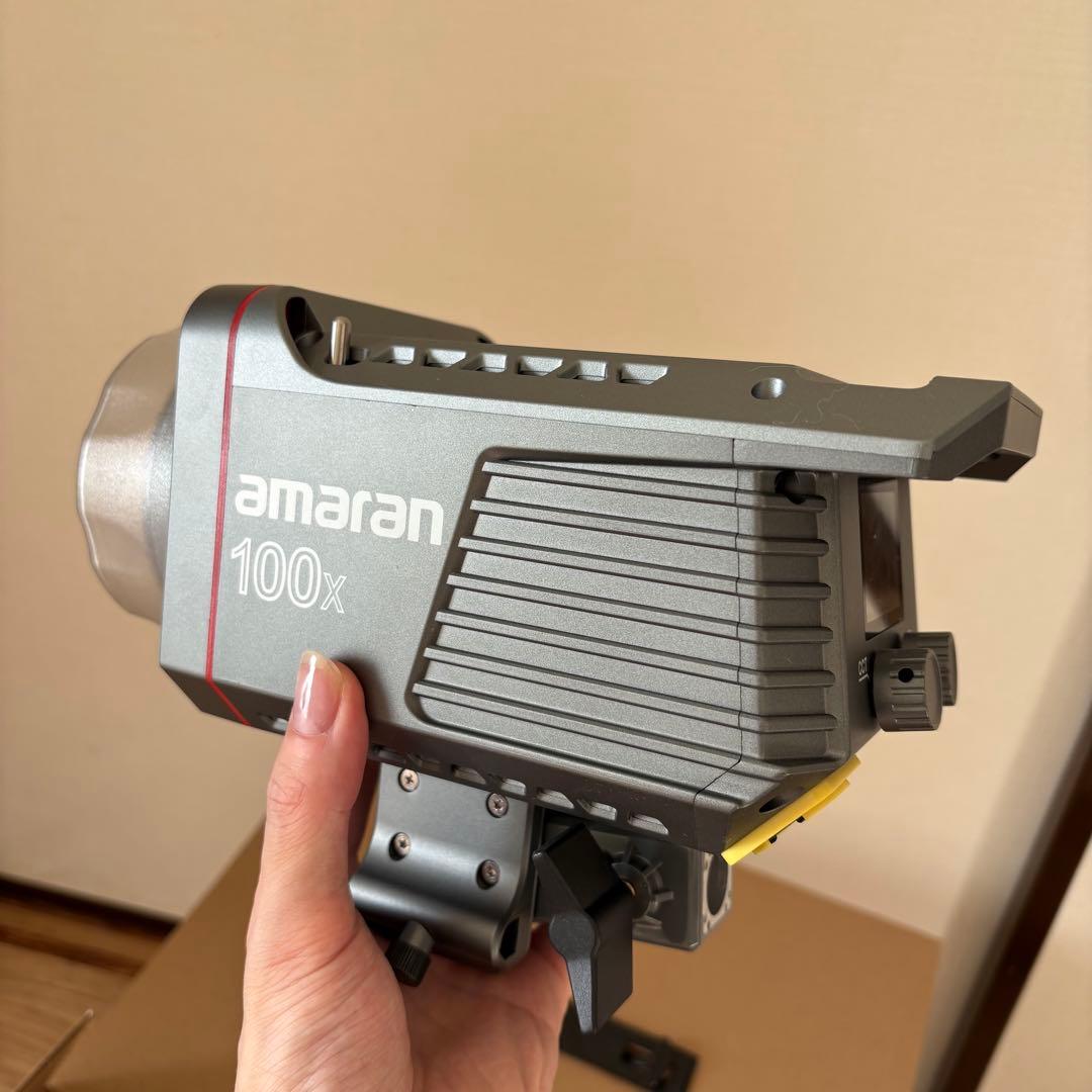 Aputure Amaran 100x 照明 撮影用ライト