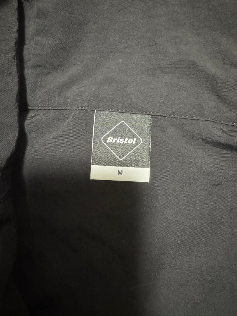 F.C.R.B. ブラックナイロンジャケット　新品未使用　Mサイズ　即完売