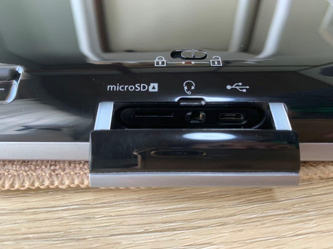 美品 SHARP AQUOS TV機能付き ホームタブレット HC-16TT1