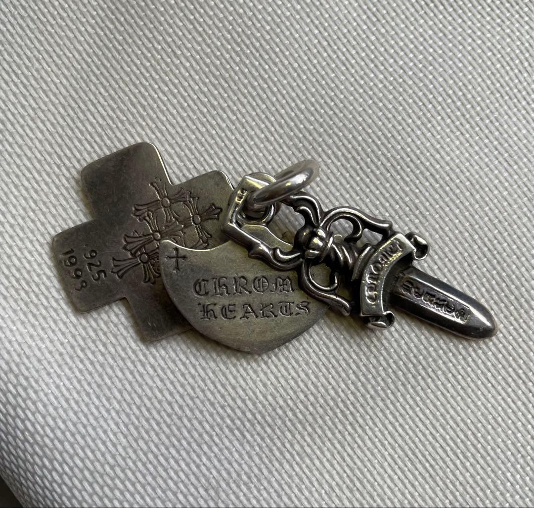 CHROME HEARTS 925シルバー ネックレストップ　スリートリンケッツ