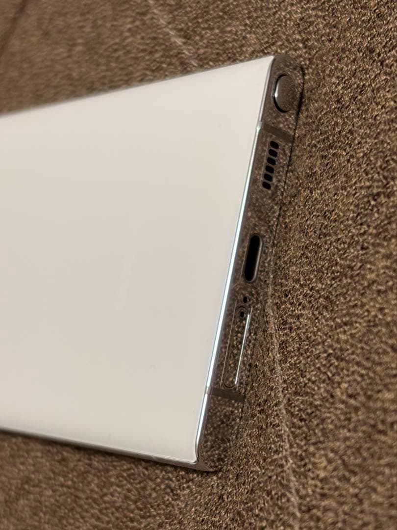 Samsung Galaxy S22 Ultra ホワイト 美品【お値下げ中】