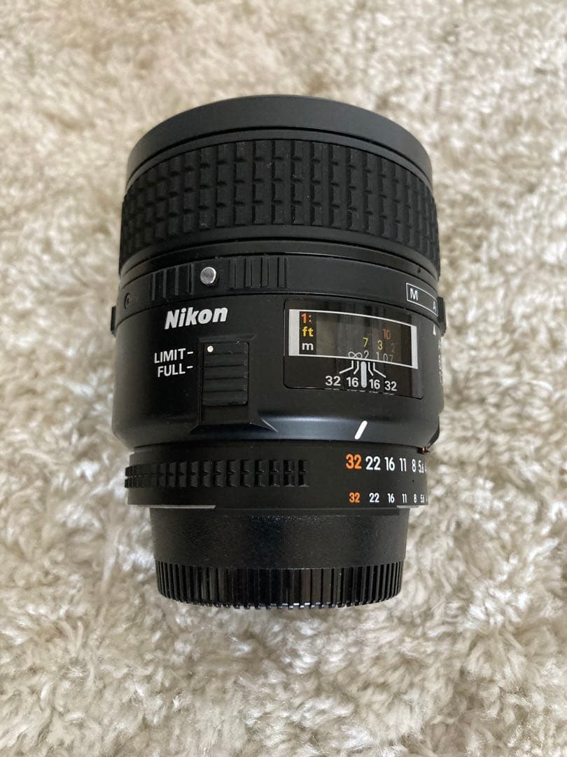 Nikon AF MICRO NIKKOR 60mm F2.8 D 難あり品