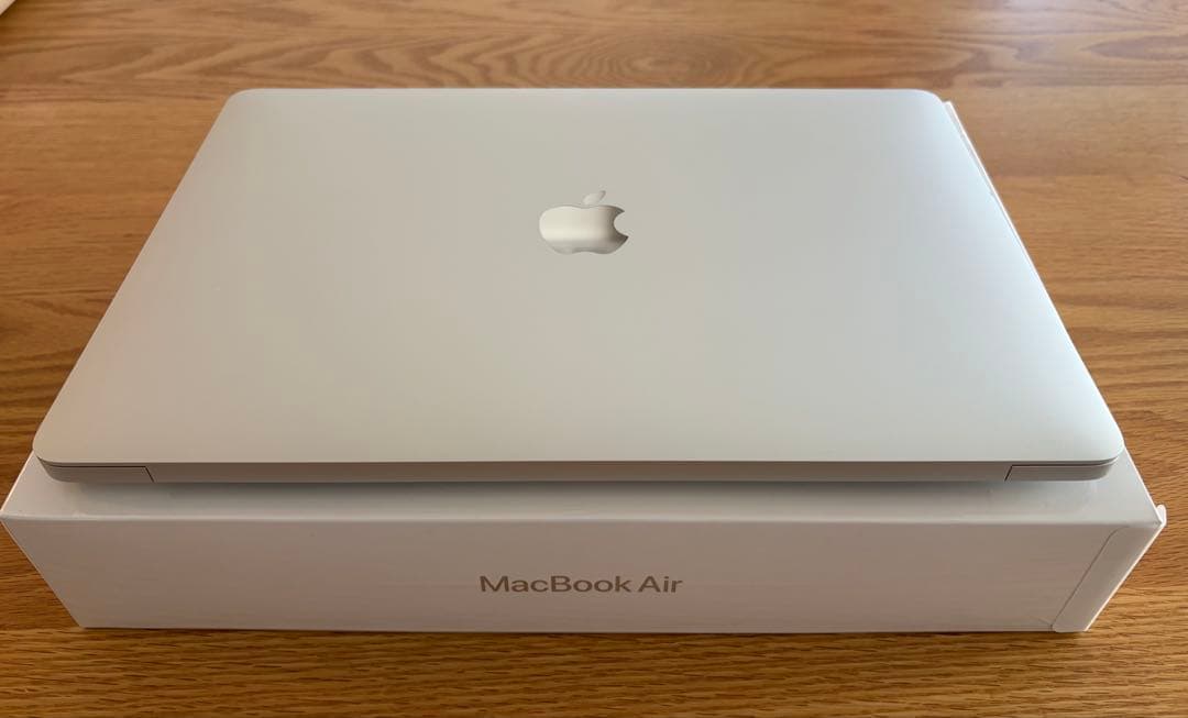 MacBookAir A2179（2020年モデル） 13インチ シルバー