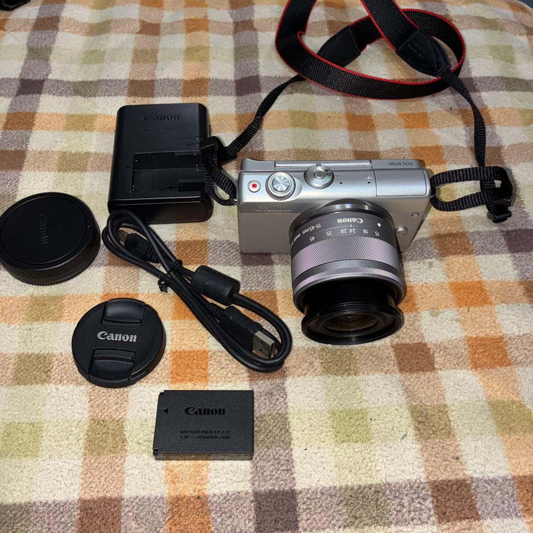 極美品　グレー　Bluetooth搭載でスマホ転送 CANON EOS M100