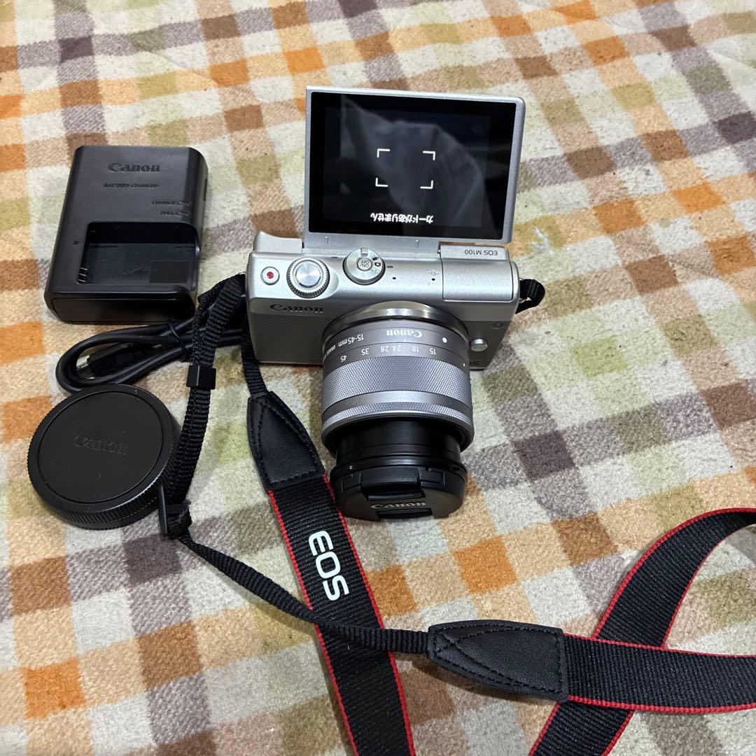 極美品　グレー　Bluetooth搭載でスマホ転送 CANON EOS M100