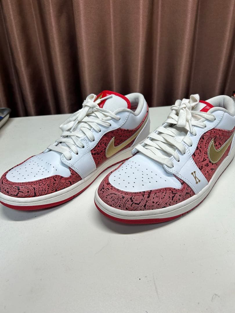 華*き様 ナイキ ジョーダン1ロー