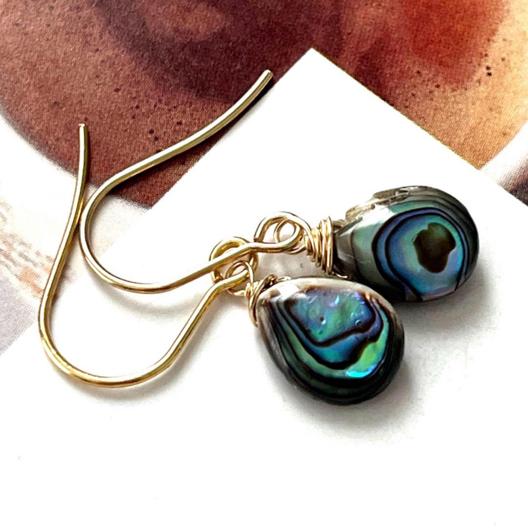 あいす☺︎ 1点作品☆ スクエア型枠ケシパールピアス