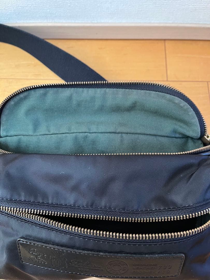 【美品】フェリージ Felisi 799/10黒ボディバッグ .ウエストバック