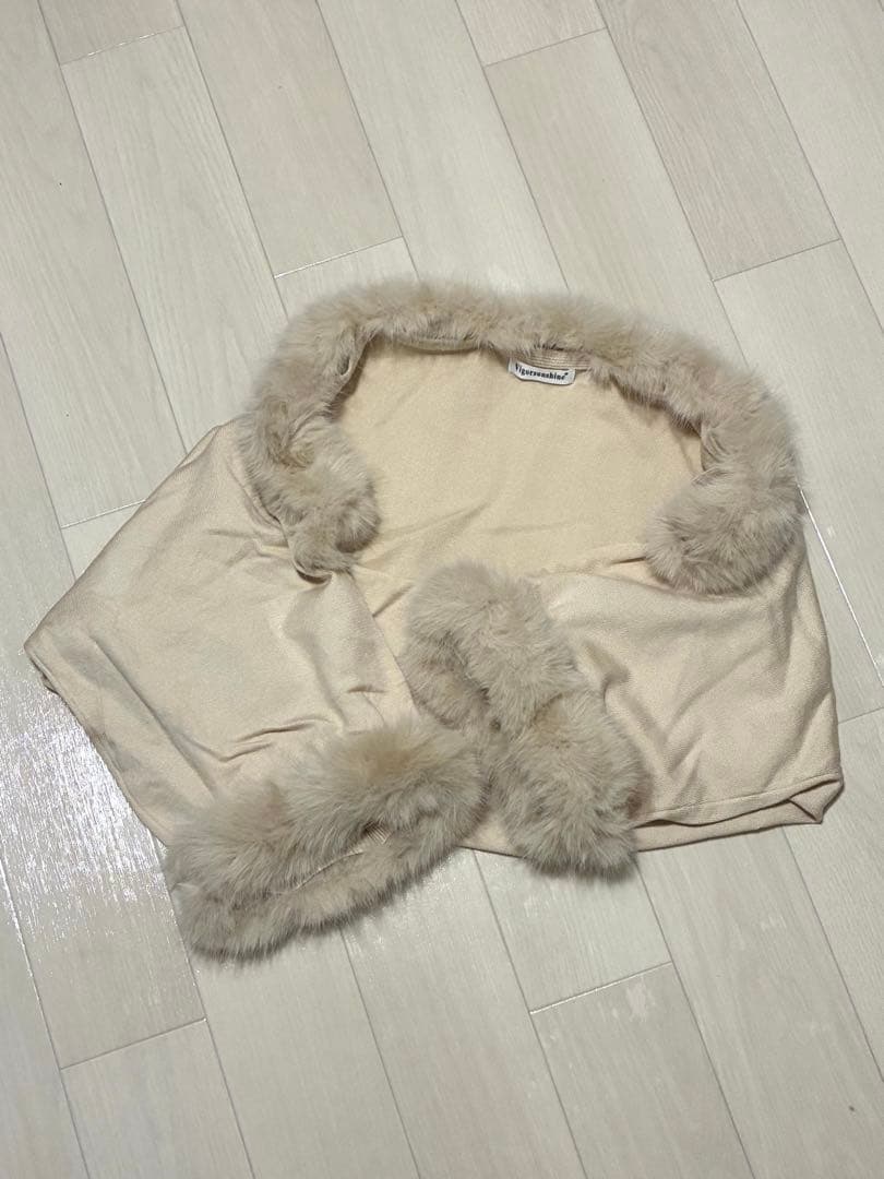 【大人気】elmyu ファーポンチョカーデ×チェーンワンピset パーティー白