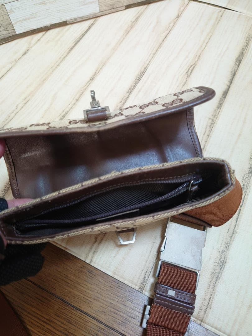 GUCCI GGロゴ ウエストバッグ ポーチ T25030104