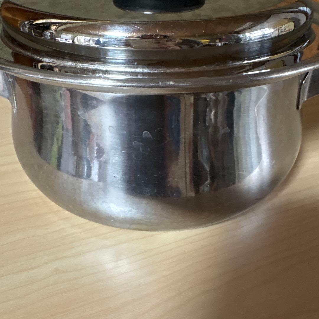 ふゆそみです‼️タッパーウェア レインボークッカー両手鍋