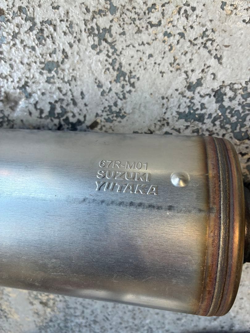 スズキ スイフトスポーツ　ZC33S 純正マフラー