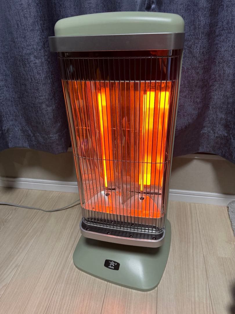 【稼働品】アラジン 電気ストーブ 遠赤グラファイトヒーター CAH-2G10C