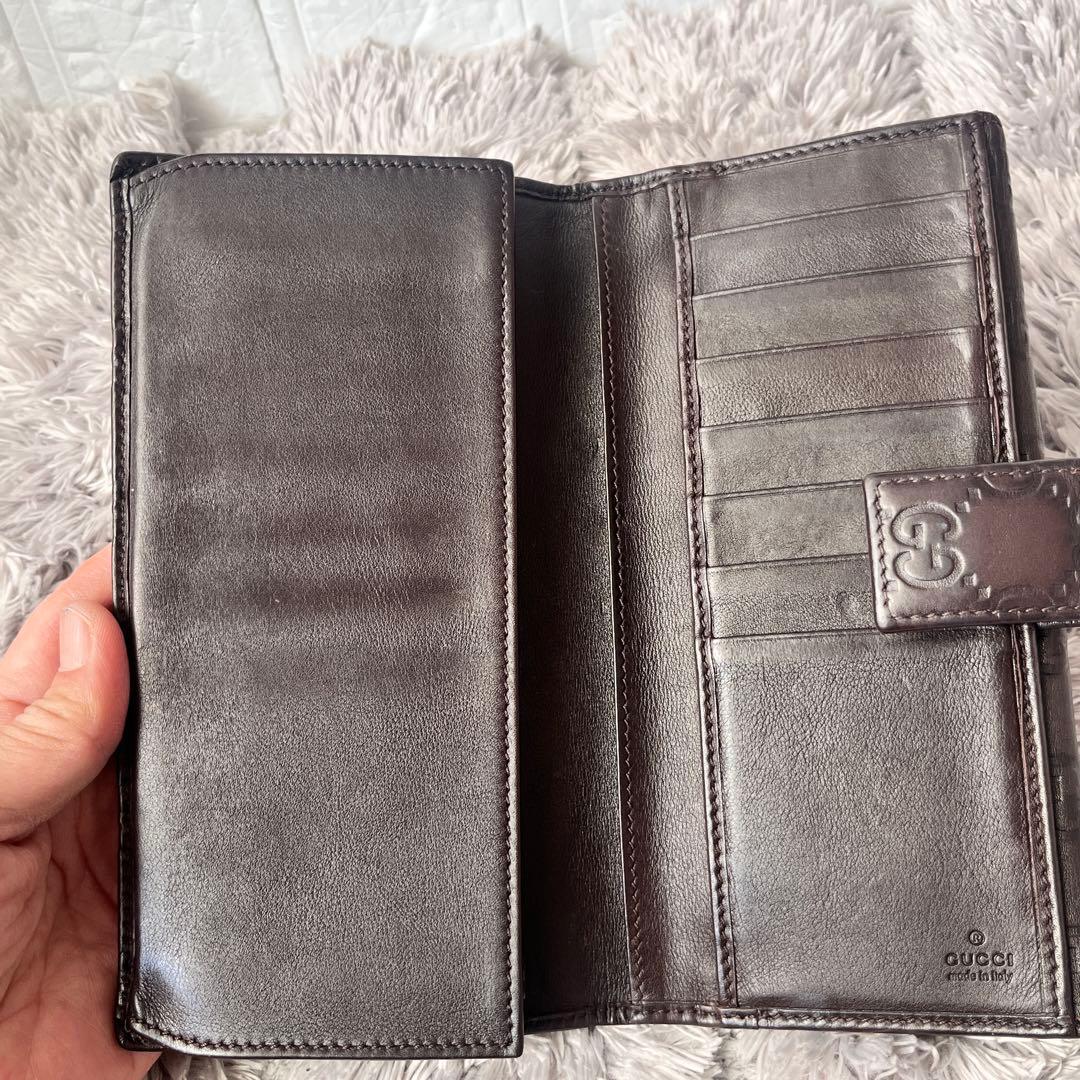 美品✨GUCCI シマ　ロゴプレート　ダークブラウン　メンズ　レディース　長財布