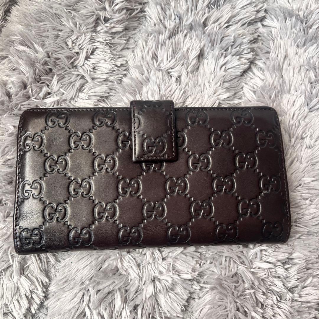 美品✨GUCCI シマ　ロゴプレート　ダークブラウン　メンズ　レディース　長財布