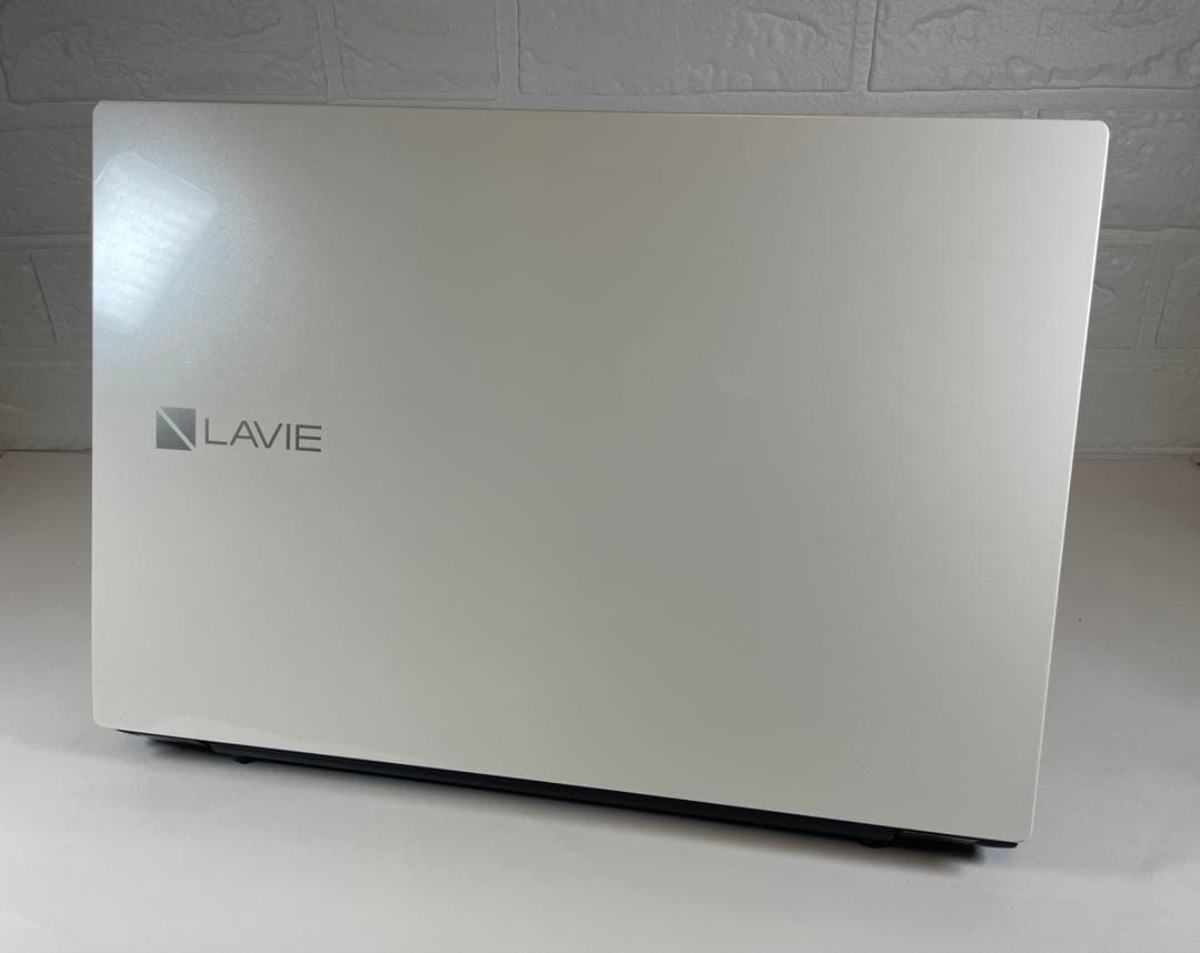 【美品】NEC☆LAVIE☆ホワイト☆第7世代i3☆SSD☆すぐ使える