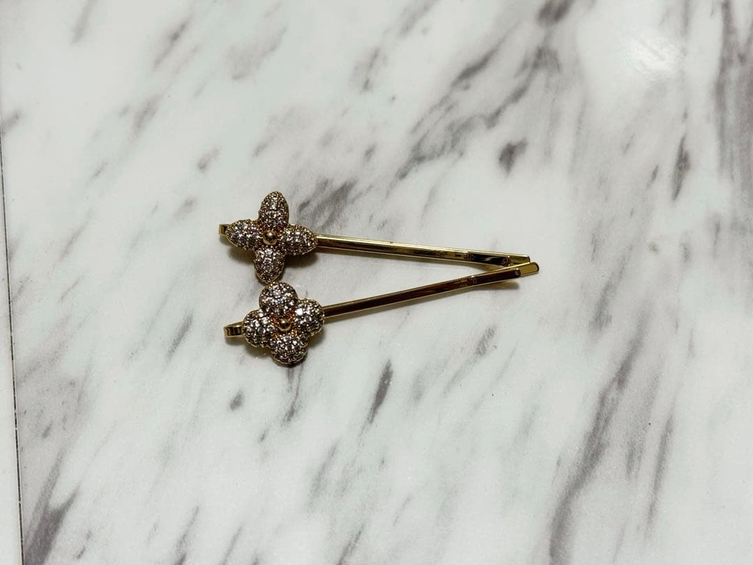 LOUIS VUITTON ゴールドヘアピンセット