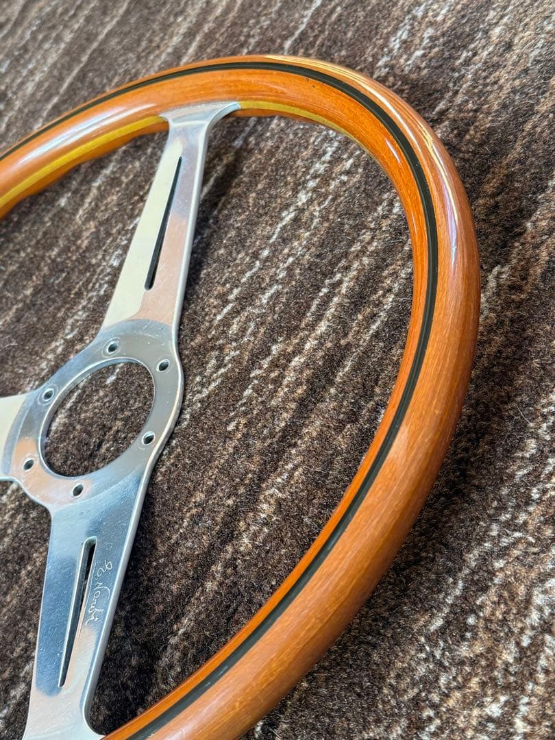 ナルディ　当時物　36パイ　32400 ウッド3スポークステアリング